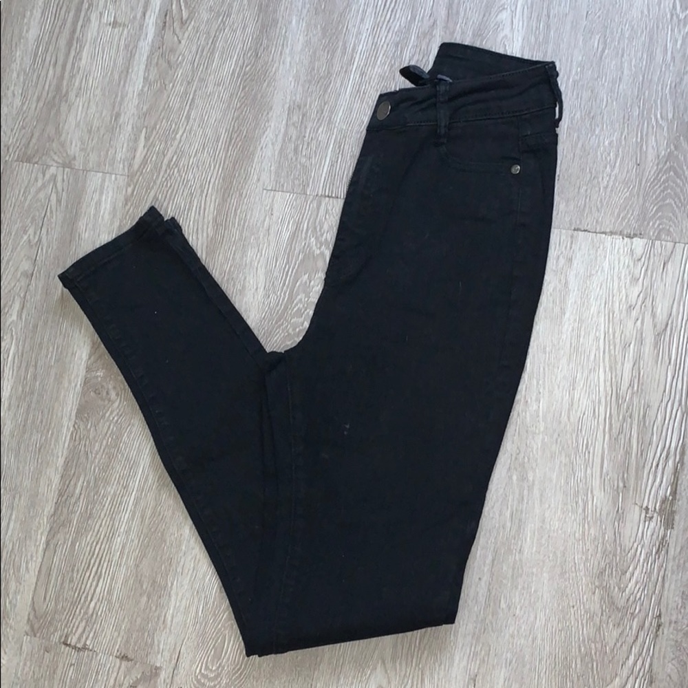 High waisted jeans
